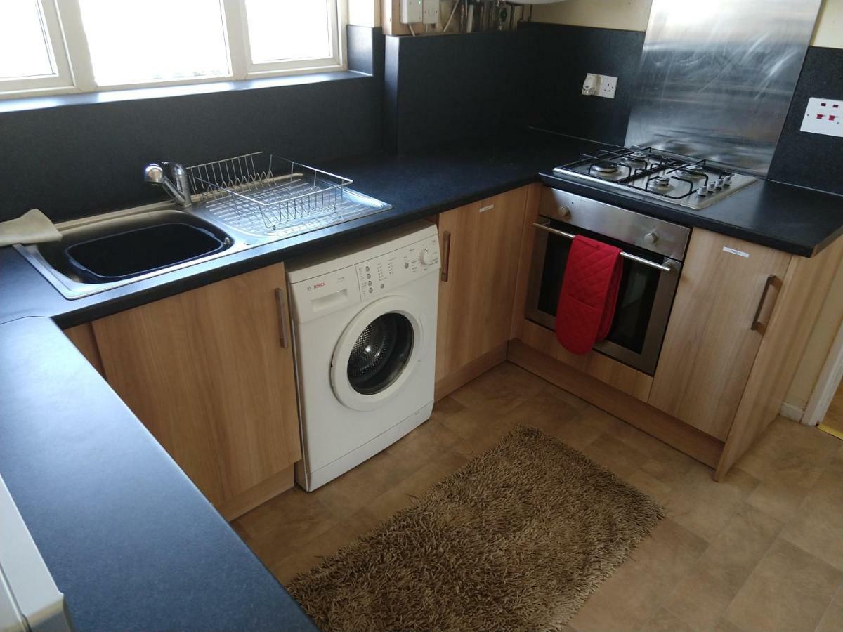 Rowe Gardens - Self Catering - Guesthouse Style - Comfortable Twin Or Double Rooms - Quiet Residential Area Workington Extérieur photo